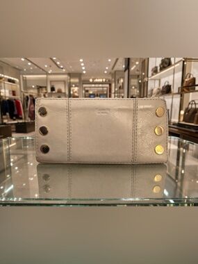 Hammitt 110 North Wallet – Neutral Leather with Gold Hardware
